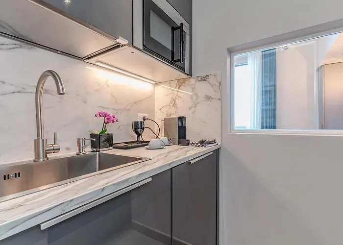 Alta Marea Apulia Sea View * Бари